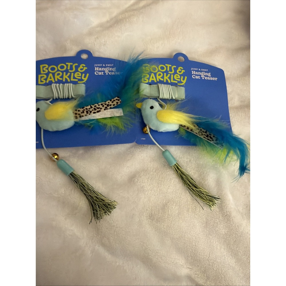 Boots & Barkley Hanging Teaser Bird with Bells Cat Toy - Blue